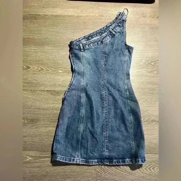 🔥🔥Zara Asymmetrical denim dress - Picture 7 of 7